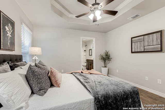 Image 22 of 28 For 1316 Cedar Bend