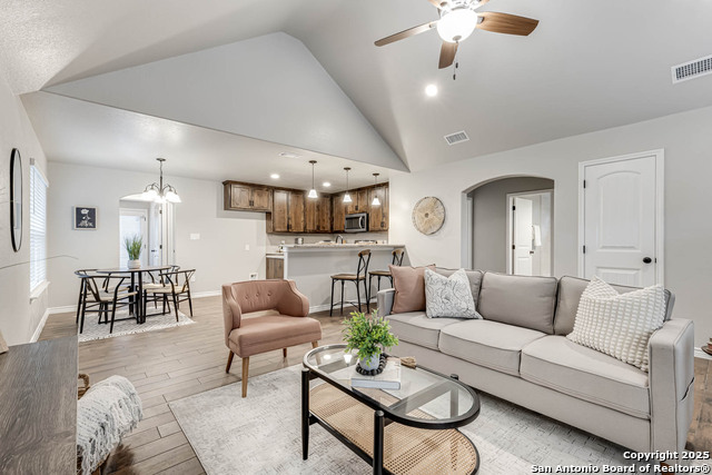 Image 7 of 28 For 1316 Cedar Bend