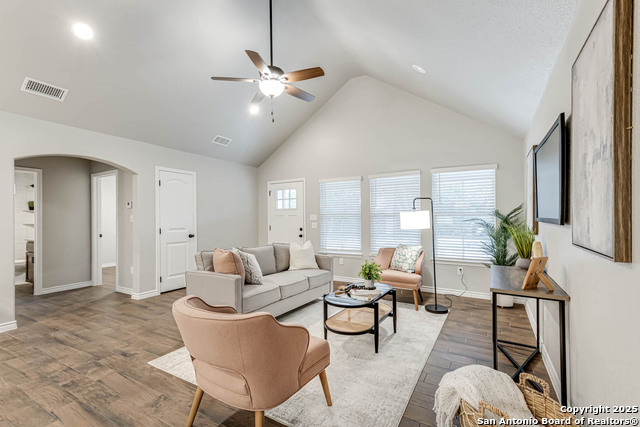 Image 8 of 28 For 1316 Cedar Bend