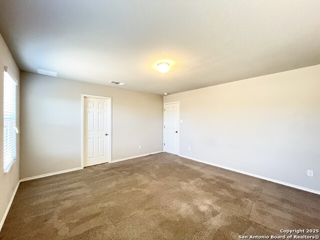 Image 25 of 47 For 15167 Dione Bend