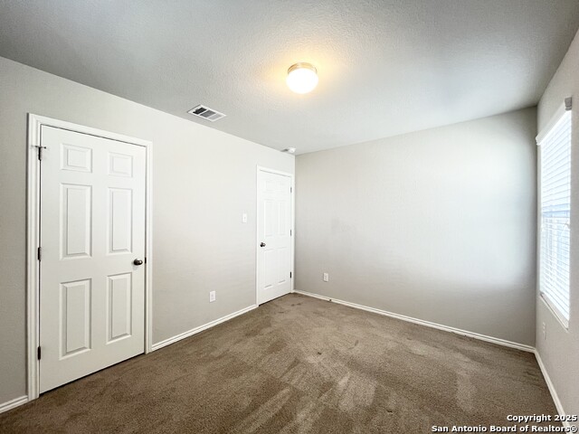 Image 33 of 47 For 15167 Dione Bend