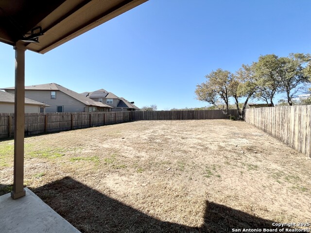 Image 38 of 47 For 15167 Dione Bend