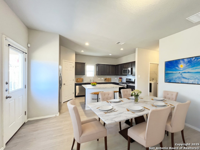 Image 4 of 47 For 15167 Dione Bend