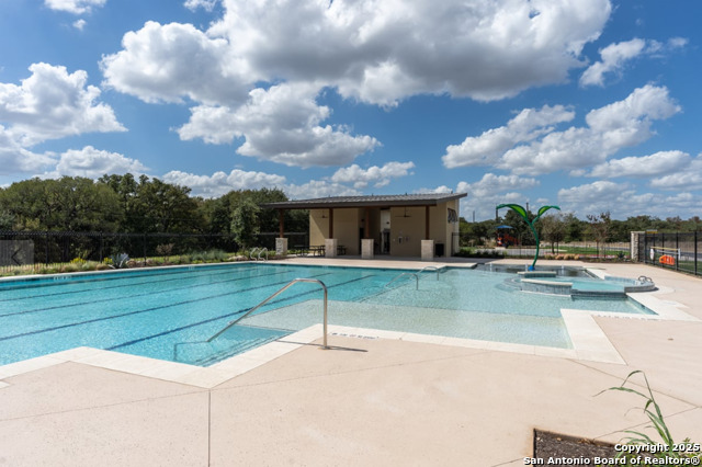 Image 44 of 47 For 15167 Dione Bend