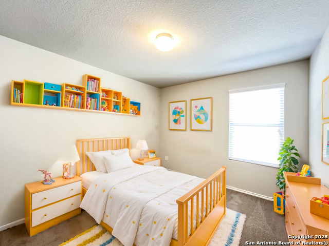 Image 7 of 47 For 15167 Dione Bend