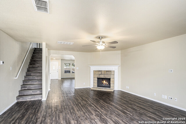 Image 8 of 25 For 7911 Maple Leaf