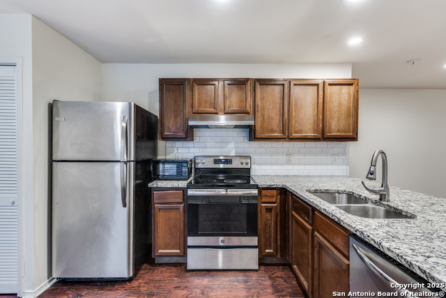 Image 2 of 25 For 8402 Cranberry Hill