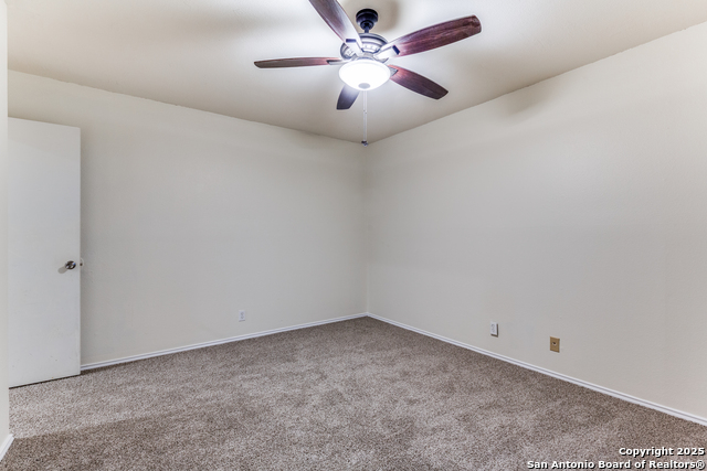 Image 22 of 25 For 8402 Cranberry Hill