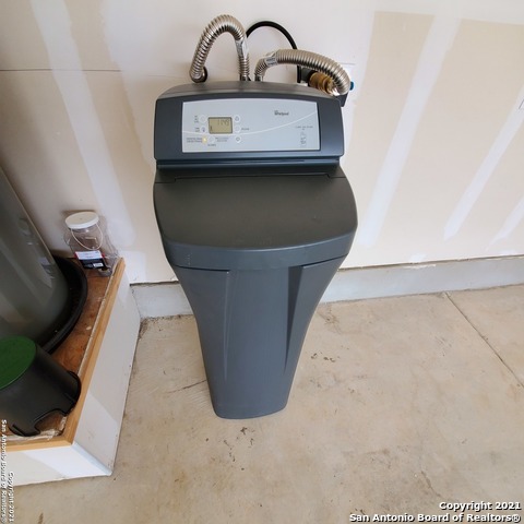 Image 34 of 37 For 8062 Halo Cir