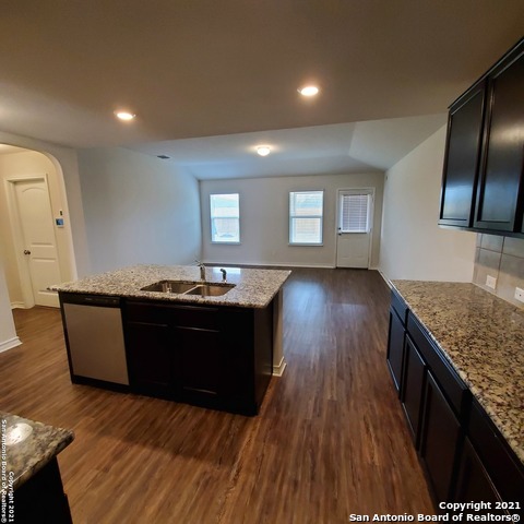 Image 6 of 37 For 8062 Halo Cir