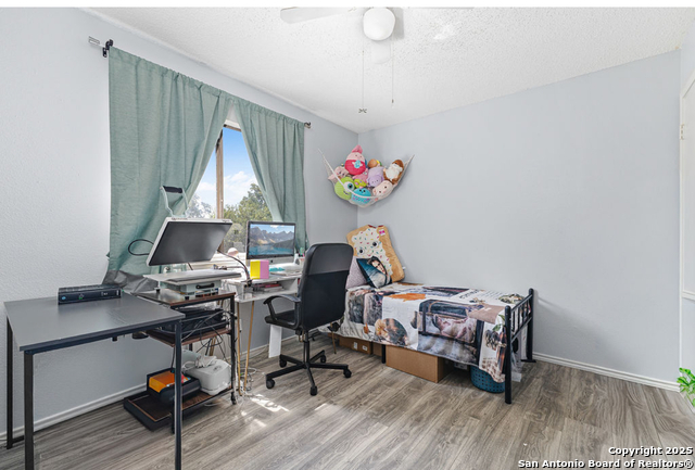 Image 6 of 9 For 829 Garden Meadow