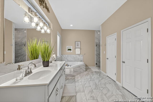 Image 23 of 39 For 9918 Scenic View