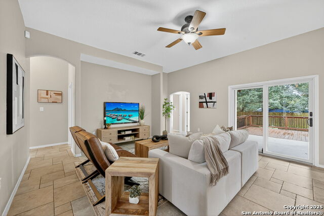 Image 7 of 39 For 9918 Scenic View