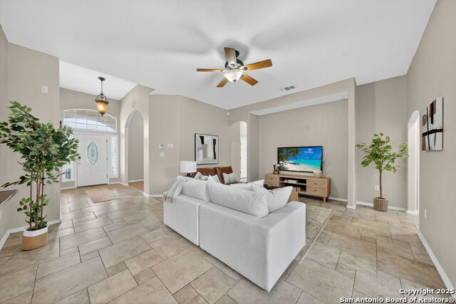 Image 9 of 39 For 9918 Scenic View