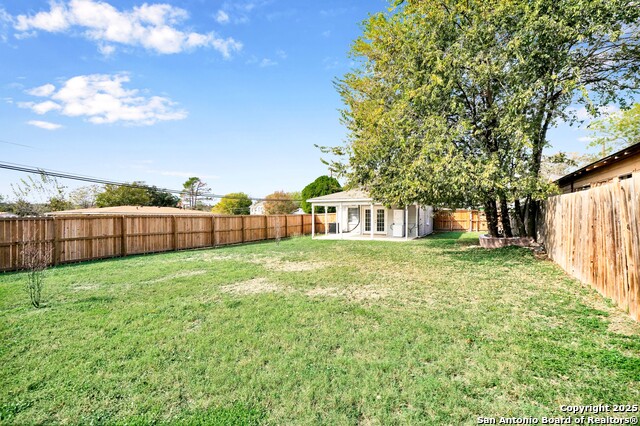 Image 22 of 24 For 140 Glenarm