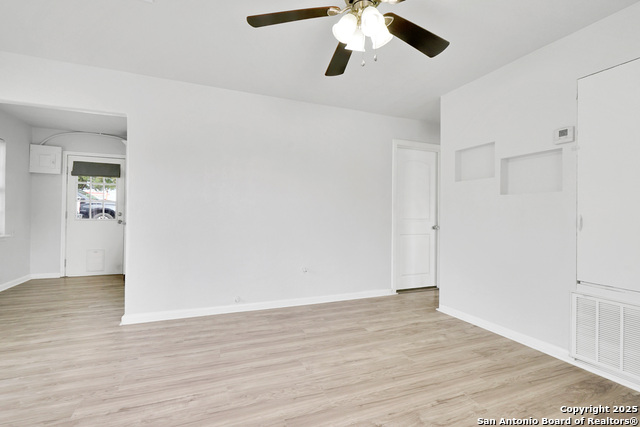 Image 8 of 24 For 140 Glenarm