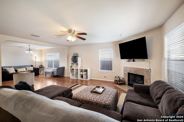 Image 11 of 32 For 8654 Gavel Dr