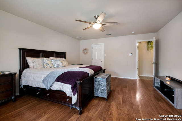 Image 18 of 32 For 8654 Gavel Dr