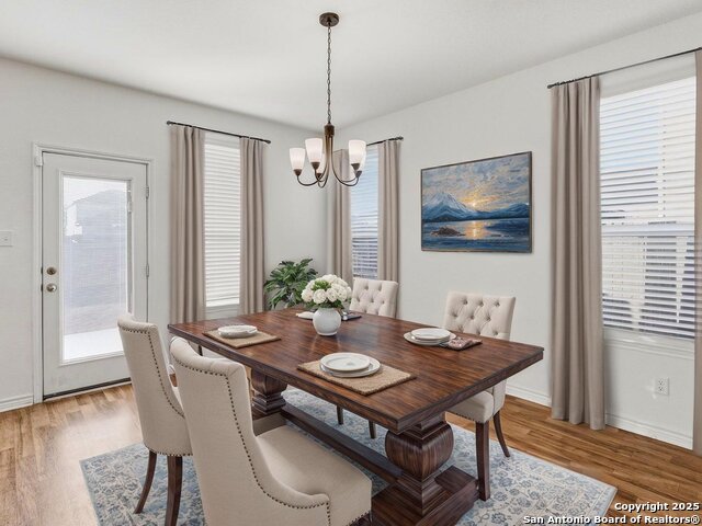 Image 4 of 25 For 245 Blacktail Dr