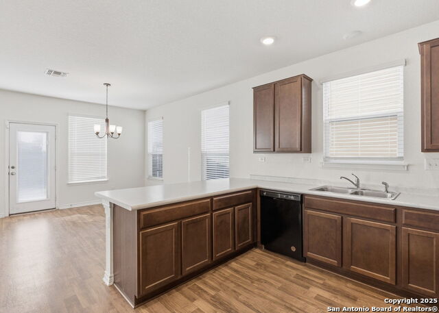 Image 7 of 25 For 245 Blacktail Dr