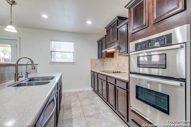 Image 4 of 17 For 1115 Sundance