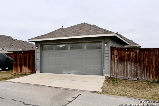 Image 20 of 21 For 129 Rustic Glen