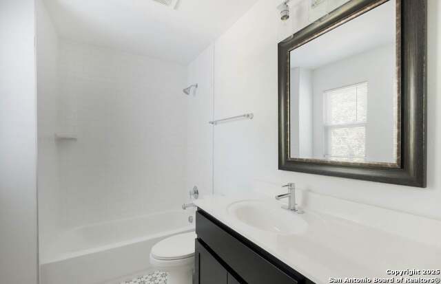 Image 7 of 13 For 9018 Wellwood