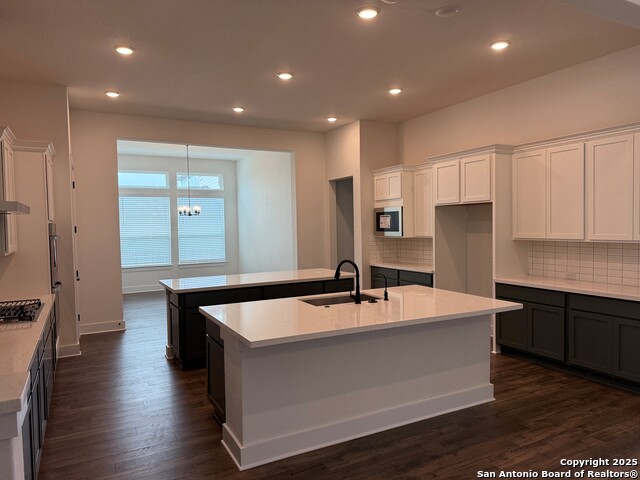 Image 9 of 25 For 539 Caliban  