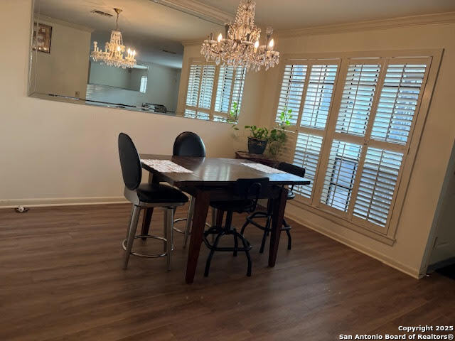 Image 15 of 34 For 165 Rampart W 205