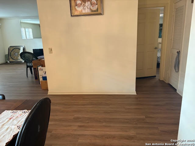 Image 20 of 34 For 165 Rampart W 205