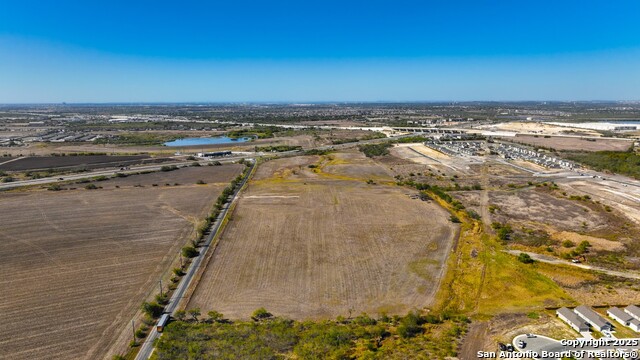 Image 4 of 10 For 10225 Green