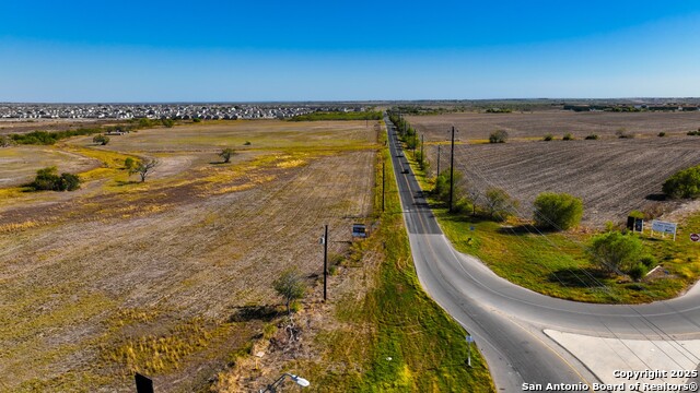 Image 7 of 10 For 10225 Green