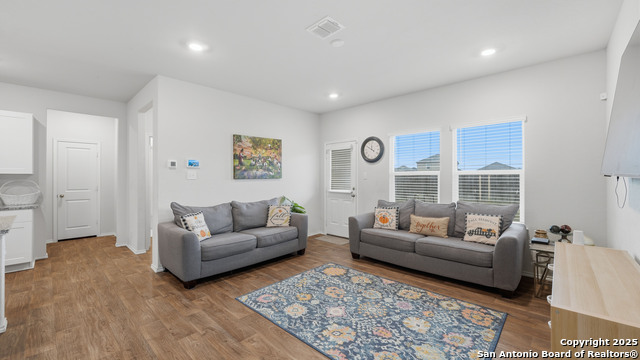 Image 10 of 36 For 4055 Fort Palmer Blvd