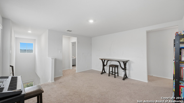 Image 18 of 36 For 4055 Fort Palmer Blvd