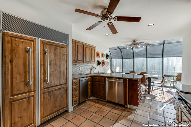 Image 16 of 44 For 1078-1081 Hillside View