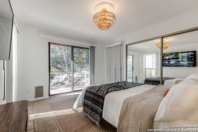 Image 24 of 44 For 1078-1081 Hillside View