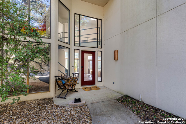 Image 34 of 44 For 1078-1081 Hillside View