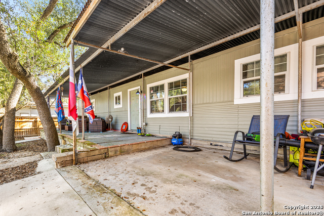 Image 19 of 30 For 425 Dreamland