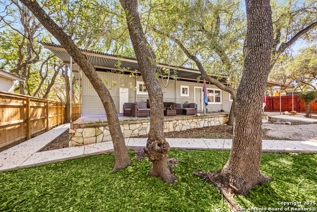 Image 27 of 30 For 425 Dreamland