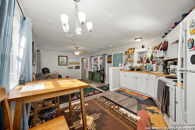 Image 9 of 30 For 425 Dreamland