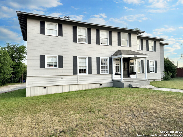 Details for 740 Donaldson Ave  B, San Antonio, TX 78201