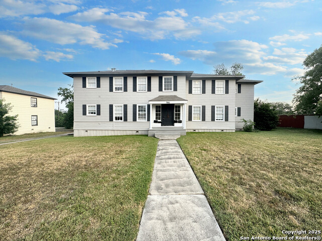 Image 21 of 22 For 740 Donaldson Ave B