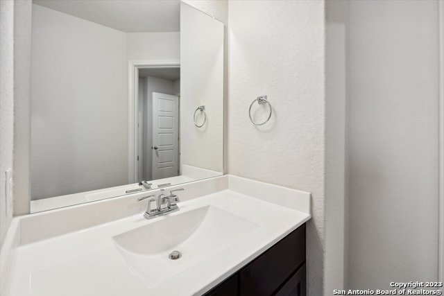 Image 32 of 39 For 7831 Sunrise Cay