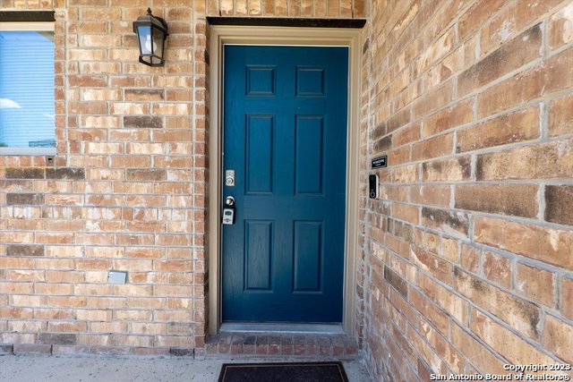 Image 5 of 39 For 7831 Sunrise Cay