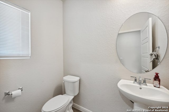 Image 8 of 39 For 7831 Sunrise Cay