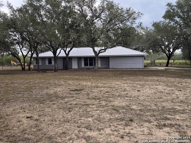 Details for 5192 County Road 346, Beeville, TX 78102
