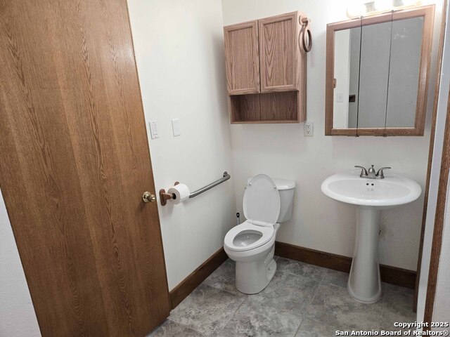 Image 23 of 33 For 5192 County Road 346