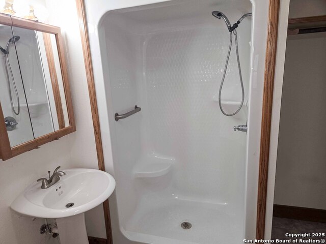 Image 25 of 33 For 5192 County Road 346