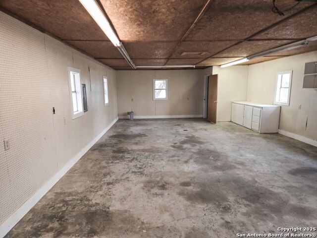 Image 32 of 33 For 5192 County Road 346