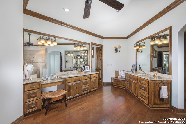 Image 23 of 49 For 165 Painted Sky